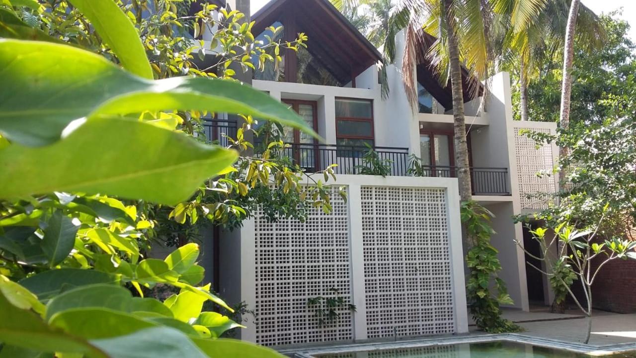 Nirmala Hotel 3*