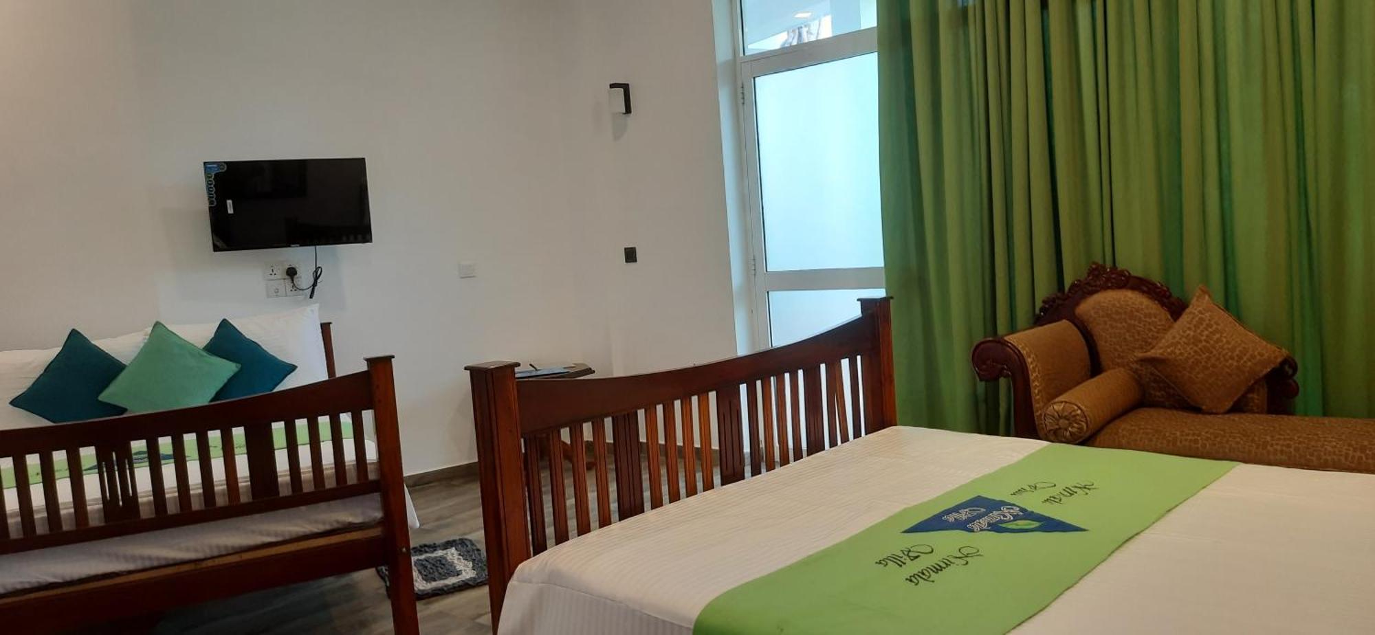 Hotel Nirmala 3*
